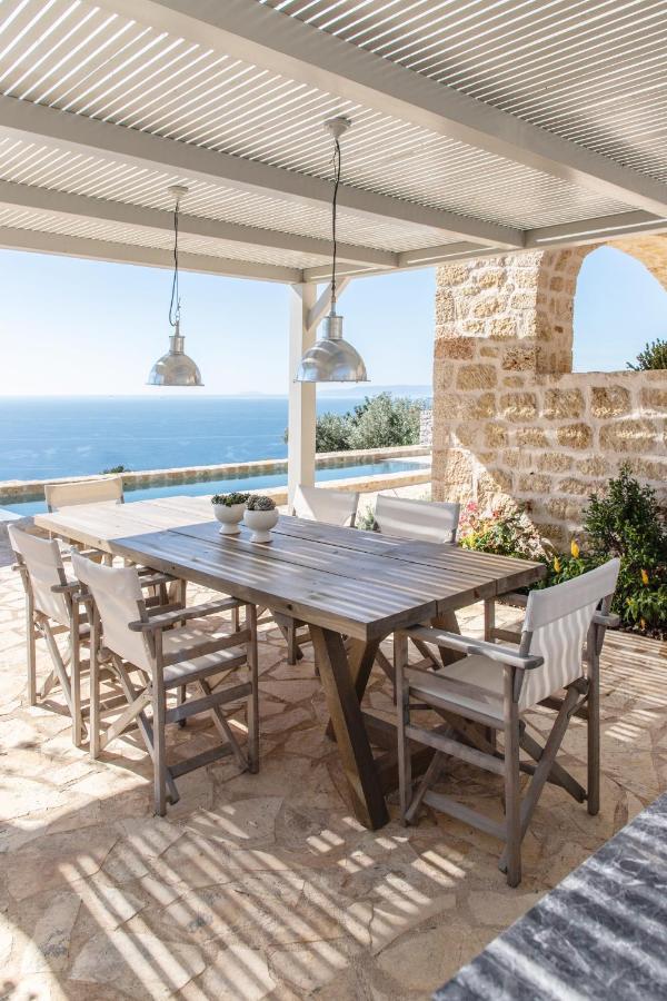 Amani Living Villa Stoúpa Buitenkant foto