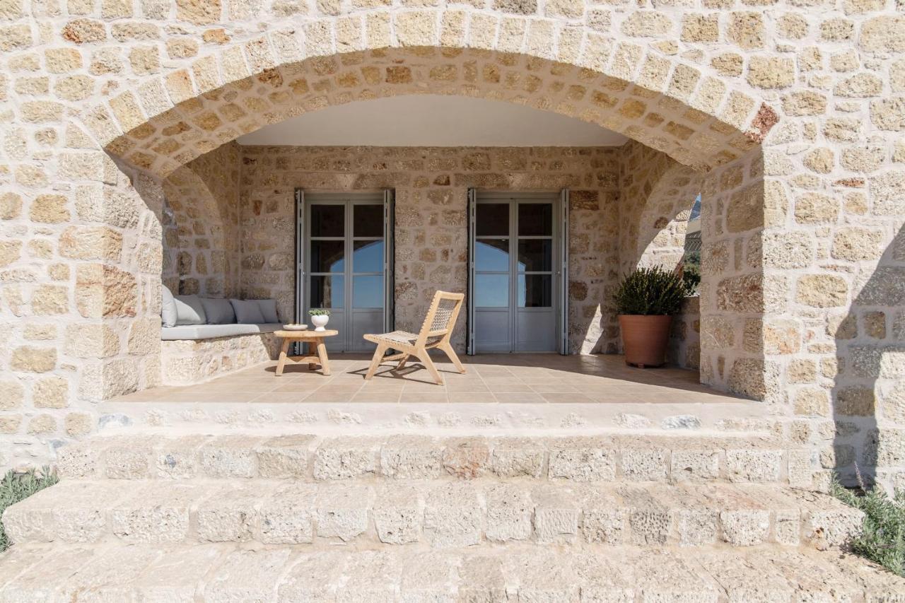 Amani Living Villa Stoúpa Buitenkant foto