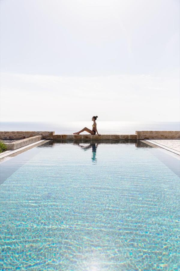 Amani Living Villa Stoúpa Buitenkant foto
