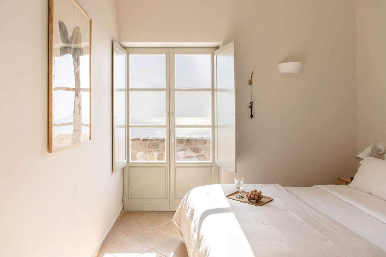 Amani Living Villa Stoúpa Buitenkant foto