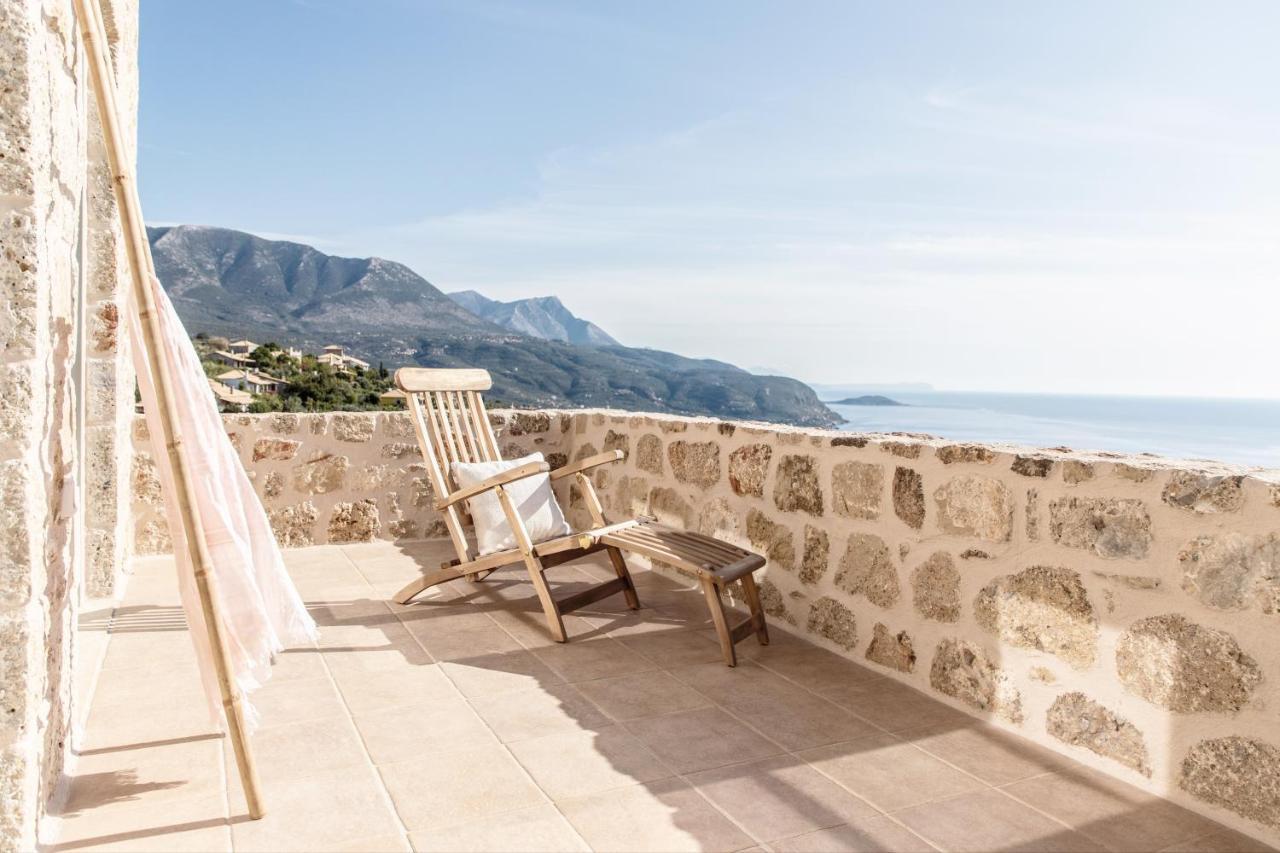 Amani Living Villa Stoúpa Buitenkant foto