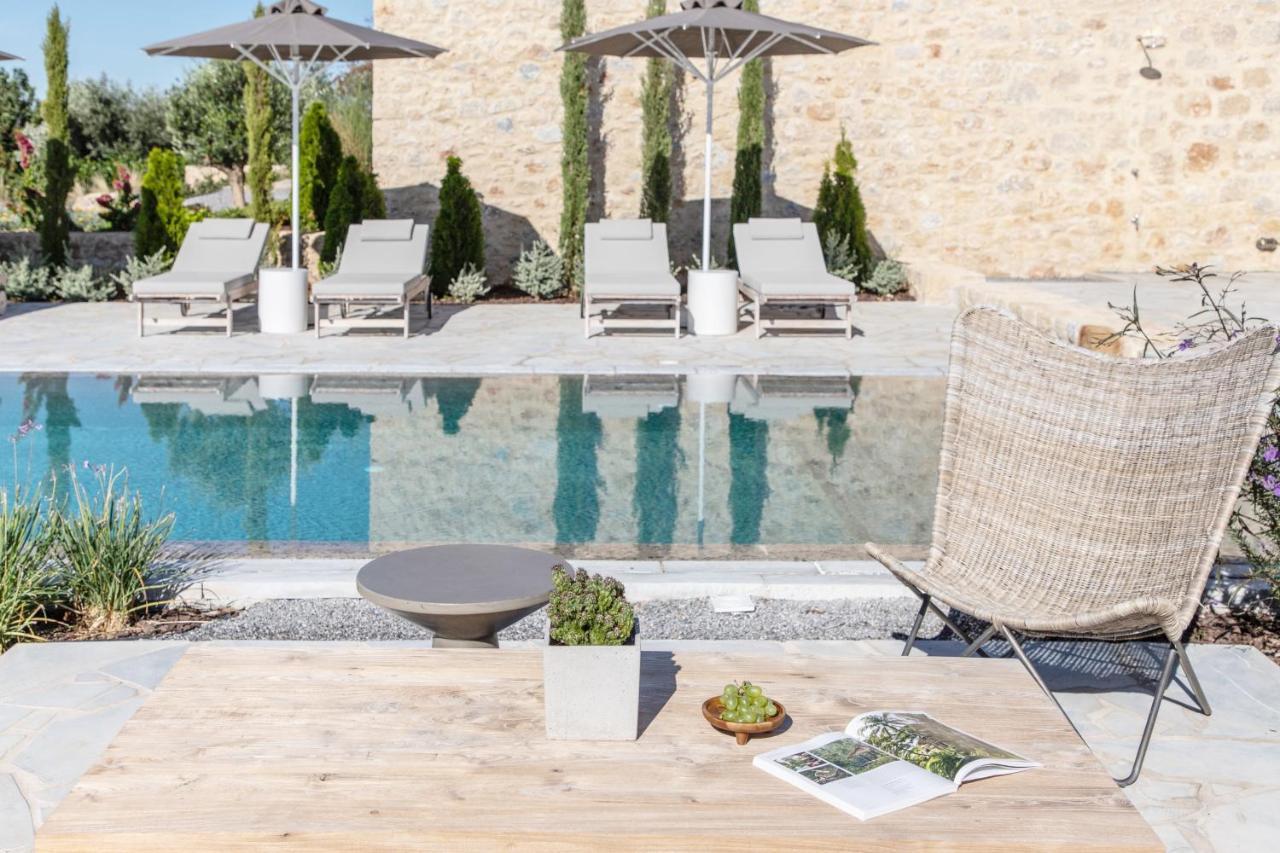 Amani Living Villa Stoúpa Buitenkant foto
